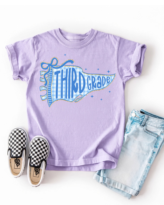 Penant Flag Adult t-shirt (kindergarten - gr. 4)